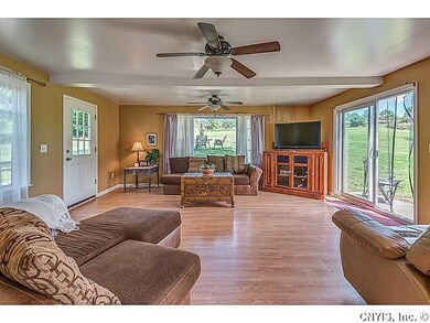 Family Room.