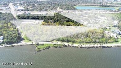 Close to scenic Indian River Drive