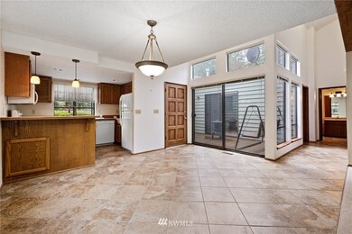 25421 213th Ave SE unit 30, Maple Valley, WA 98038 - photo 4
