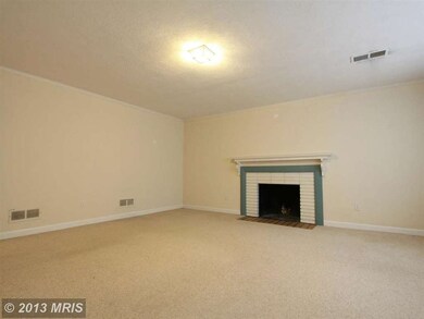 3505 Barkley Dr, Fairfax, VA 22031 - photo 5