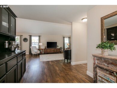 2366 Sony Loop, Eugene, OR 97404 - photo 6