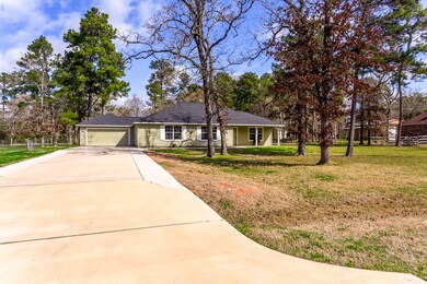 26030 Bent Oak Dr, Hockley, TX 77447 - photo 2