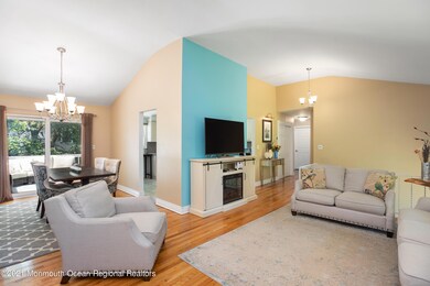 2002 Holbrook St, Oakhurst, NJ 07755 - photo 4