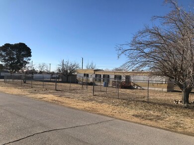 11493 Chisolm Trail Dr, Socorro, TX 79927 - photo 5