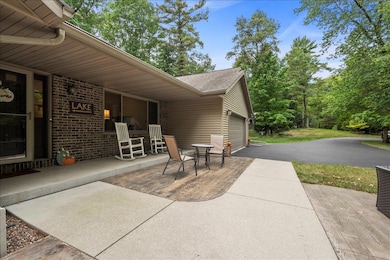 317 Whitetail Run Ln, Sheboygan, WI 53081 - photo 3