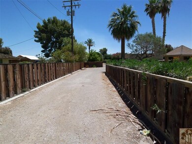 930 N Lovekin Blvd, Blythe, CA 92225 - photo 5