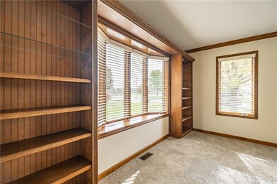 5140 Columbia Dr, Columbus, IN 47203 - photo 5