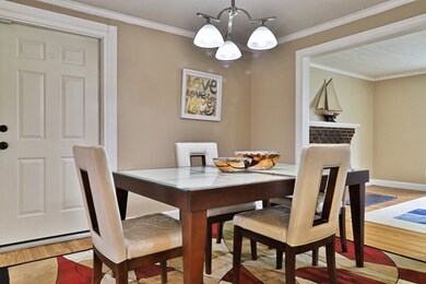 564 Chandler St, Worcester, MA 01602 - photo 4