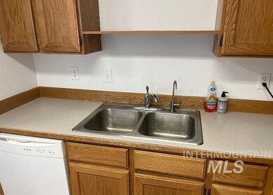 1529 N Polk Extension unit 4, Moscow, ID 83843 - photo 6