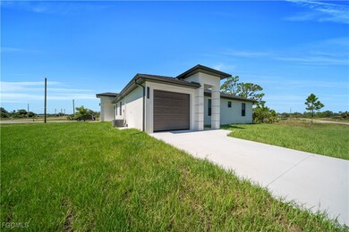 1110 Eisenhower Blvd, Lehigh Acres, FL 33974 - photo 4