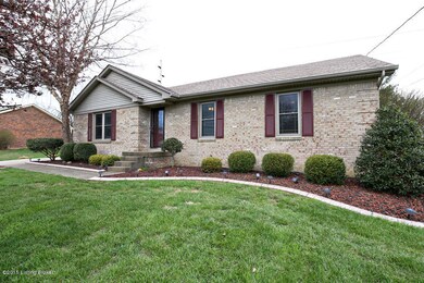 153 Brian Dr, Shepherdsville, KY 40165 - photo 2