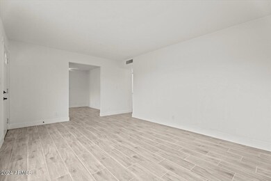 2234 N 50th Ln, Phoenix, AZ 85035 - photo 6