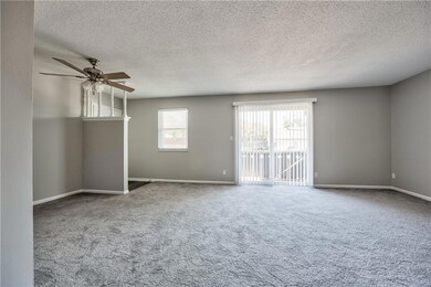 6230 Robinson St unit 3, Mission, KS 66202 - photo 4