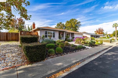 4656 Benbow Ct, Concord, CA 94521 - photo 4