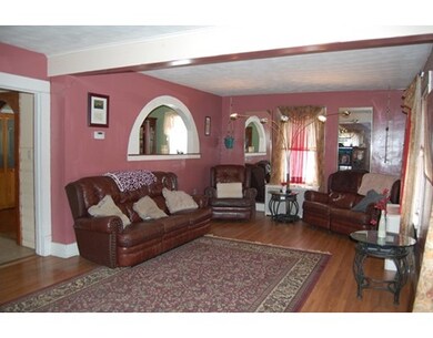 67 State St, Chicopee, MA 01013 - photo 4