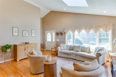 25 Briallia Cir, Newmarket, NH 03857 - photo 7