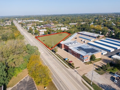 1770 E Algonquin Rd, Algonquin, IL 60102 - photo 2