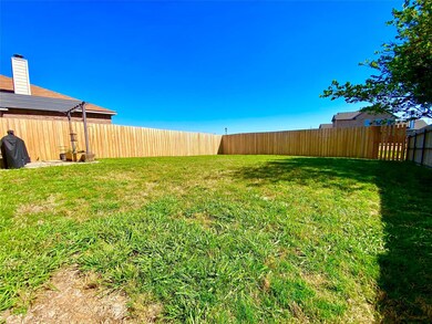 3402 Columbus St, Gainesville, TX 76240 - photo 6