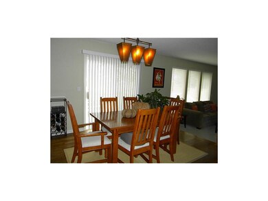 Large breakfast room for huge table!