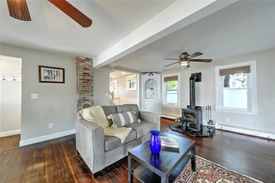 30 Bluff St, Riverside, RI 02915 - photo 4