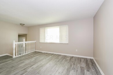 2753 Brownfield Rd, Columbus, OH 43232 - photo 4