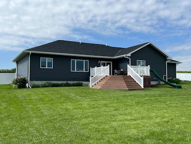 806 Regency Cir, Albion, NE 68620 - photo 2