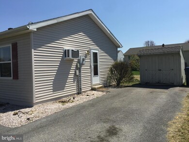 1448 Mountain Shadow Terrace, Fayetteville, PA 17222 - photo 4