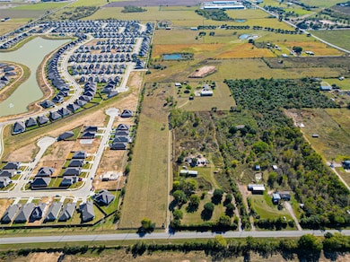 32445 Knebel Rd, Waller, TX 77484 - photo 5