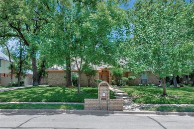 1328 Circle Ln, Bedford, TX 76022 - photo 2