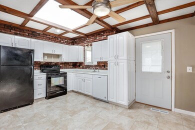 16081 Flanagan St, Roseville, MI 48066 - photo 4