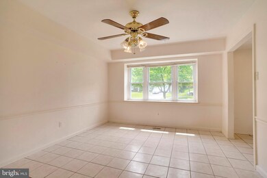 12202 Barclay Place, Laurel, MD 20708 - photo 5