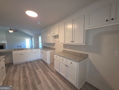 14 Vesta Ct unit 13, Winder, GA 30680 - photo 5