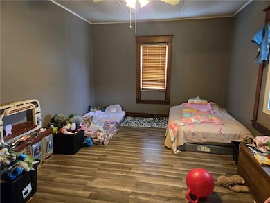 104 Forrest St, Petrolia, PA 16050 - photo 7