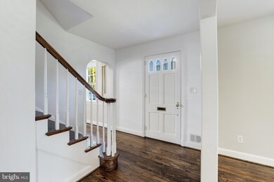 6416 Shady Ln, Falls Church, VA 22042 - photo 5