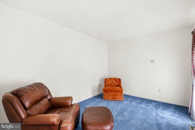 9315 Copernicus Dr, Lanham, MD 20706 - photo 7