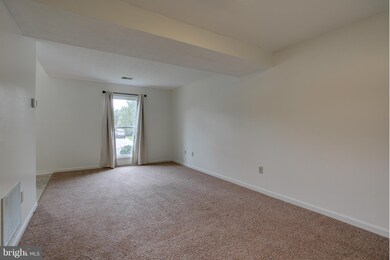 1607 Brimfield Cir, Sykesville, MD 21784 - photo 5