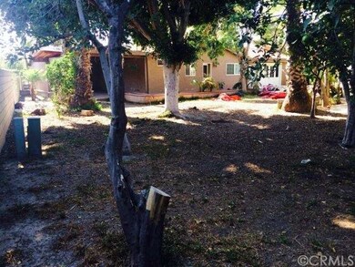 Large backyard - needs landscaping. 