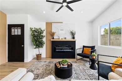 530 W Cypress St, Compton, CA 90220 - photo 5