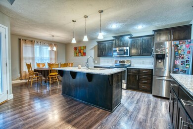 Kitchen/Dining