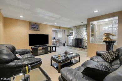 38 Klinger Rd, East Hanover, NJ 07936 - photo 4