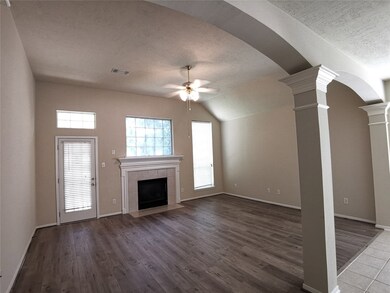 6746 Green Stone Ct, Houston, TX 77084 - photo 4