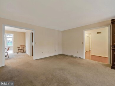 88 N Hershey Ave, Leola, PA 17540 - photo 7