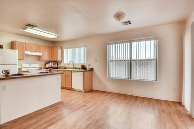 780 E Reflection Pl Chandler-large-007-1
