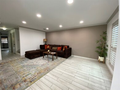 14561 Misty Meadow Ln, Houston, TX 77079 - photo 2