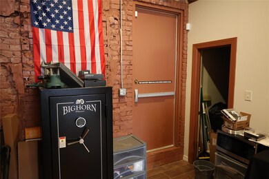 215 N Pearl St, Trenton, TX 75490 - photo 6