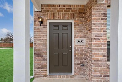 3432 Becker Front 2
