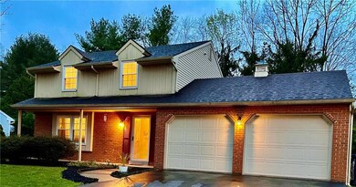 Nice curb appeal day & night