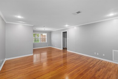 5414 Viking Dr, Houston, TX 77092 - photo 6