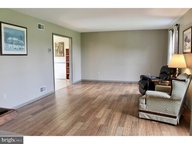 3601 Allen St, Emmaus, PA 18049 - photo 4