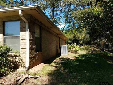 11247 Timber Creek Cir, Tyler, TX 75707 - photo 7